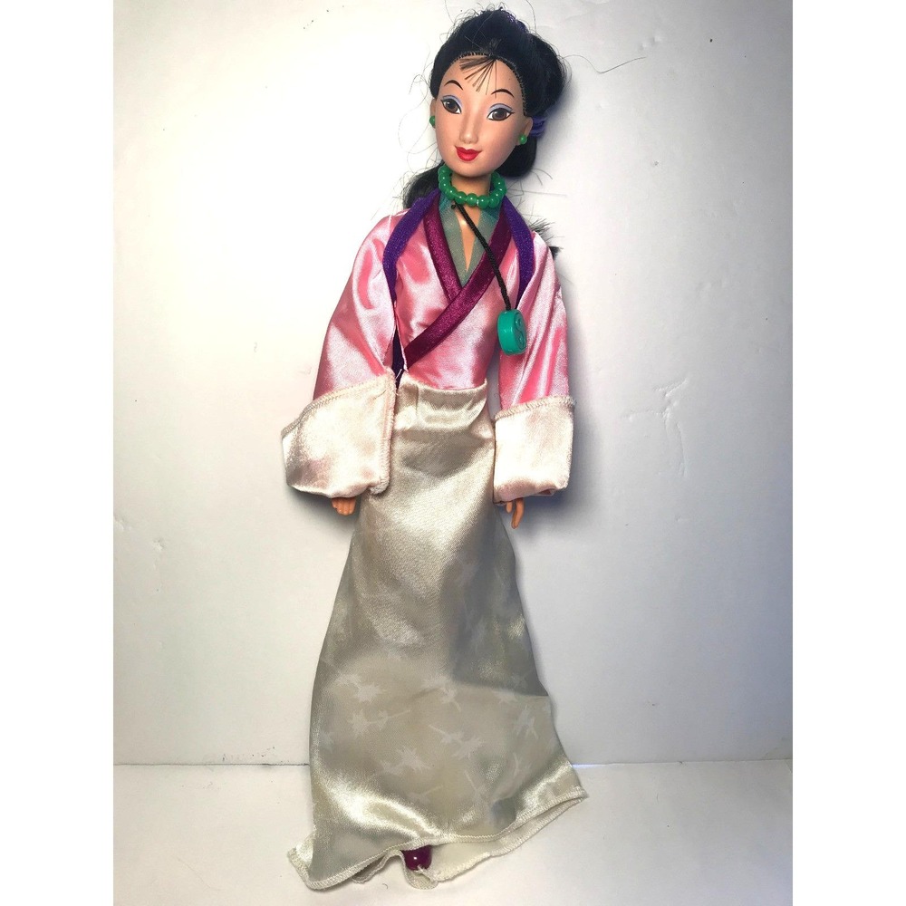 Vintage 1998 Mattel Matchmaker Magic Mulan Disney Barbie Doll